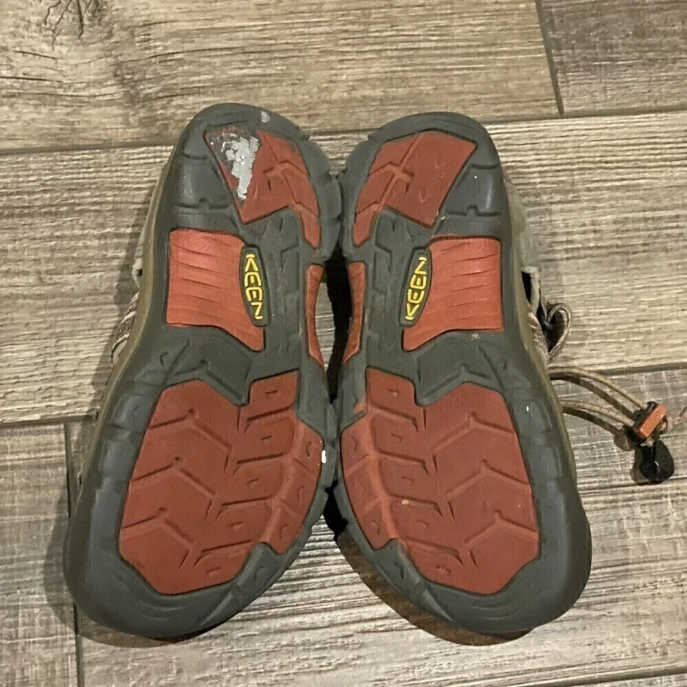 Keen Newport H2 Kids Size 1 Kids Trail Hiking Water Sport Sandals Brown Shoes